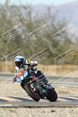 media/Dec-01-2025-Moto Forza (Mon) [[2daa91e15f]]/2-Intermediate Group/Session 3 (Turn 3)/